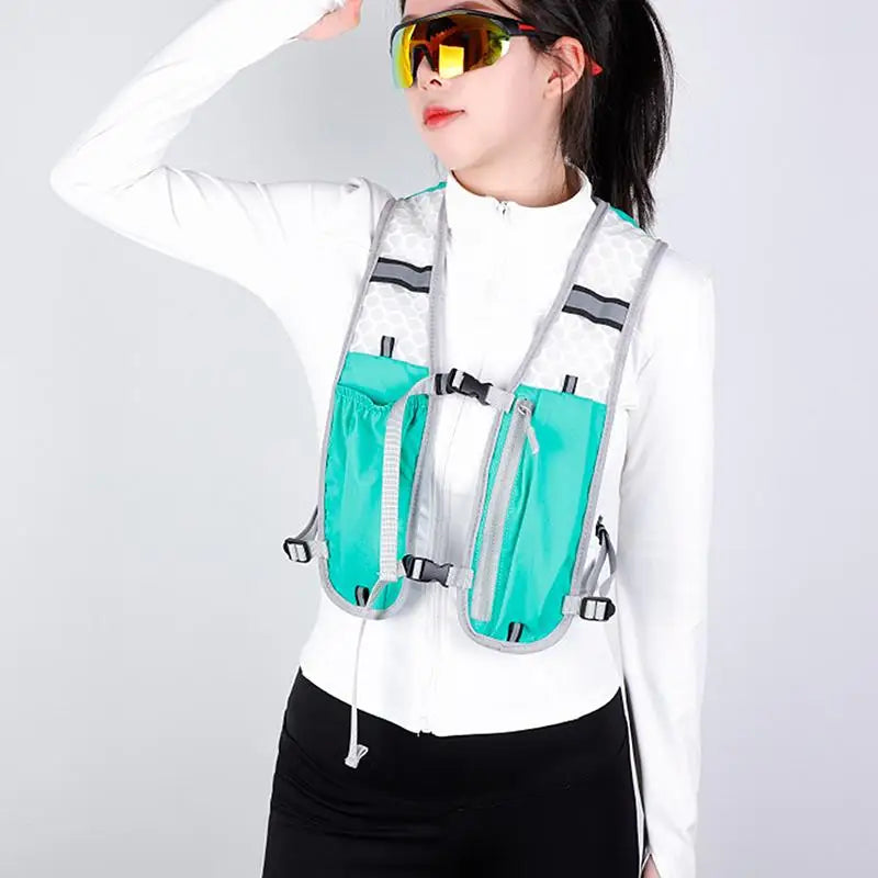 Biking Running Storage Vest Lightweight Running Vest Reflective Hydration Water Chest Pack with Phone Storage Pocket